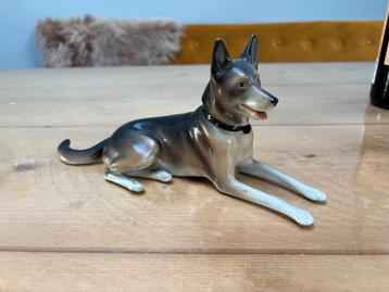 Vintage Duitse herder beeldje 23 cm lang beschikbaar voor biedingen