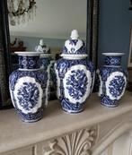 Prachtige blauwe vazen /kaststel, Antiek en Kunst, Ophalen of Verzenden