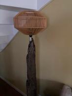 Boomstam vloerlamp - Uniek en sfeervol, Ophalen of Verzenden, Zo goed als nieuw, Hout, 150 tot 200 cm