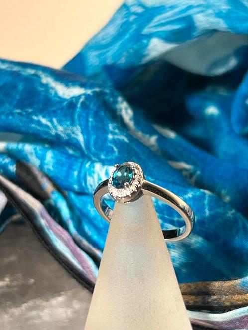 Topaas London blue beschermt geluk voorspoed geluk zeldzaam, Sieraden, Tassen en Uiterlijk, Ringen, Nieuw, Dame of Heer, 17 tot 18