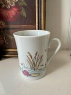 Vintage porcelaine beker met eendjes en bloemetjes, Ophalen of Verzenden