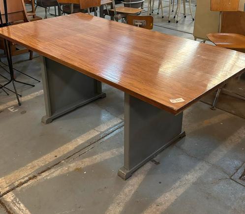 Vintage industriële tafel, Huis en Inrichting, Tafels | Eettafels, Gebruikt, 50 tot 100 cm, Vijf personen of meer, Rechthoekig