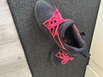 Nike Air Huarache Light FC – Black / Black / Pink Flash 44, Nike, Ophalen of Verzenden, Zo goed als nieuw, Sneakers of Gympen