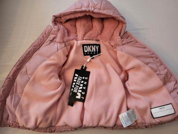 DKNY,Le chic  meisjes winterjas Nieuw beschikbaar voor biedingen