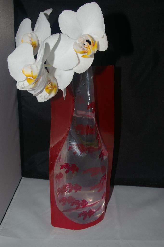 38 stuks opvouwbare kunststof bloemenvaasjes., Huis en Inrichting, Woonaccessoires | Vazen, Nieuw, Overige kleuren, Minder dan 50 cm