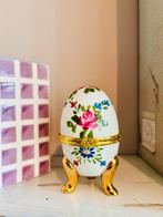 Vintage porseleinen treasurebox ei op pootjes, Antiek en Kunst, Verzenden