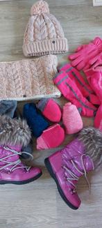 Sjaal muts sneeuwlaarzen en skisokken, Handschoenen, Gebruikt, Ophalen of Verzenden