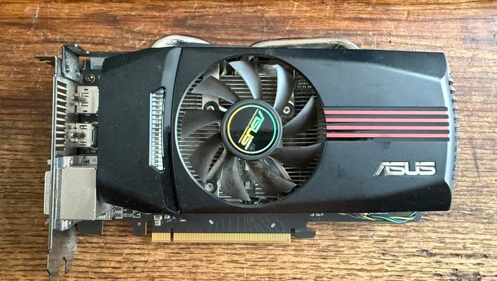 ASUS HD7770-DCT-1GD5  AMD Radeon HD7770 1 GB GDDR5, Computers en Software, Videokaarten, Zo goed als nieuw, PCI-Express 3.0, GDDR5