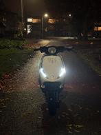 Piaggio zip Euro4 orgineel 2020, Fietsen en Brommers, Scooters | Piaggio, Zip, Nieuw, Ophalen of Verzenden, Benzine