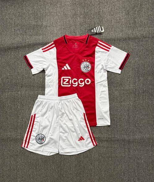 Ajax thuis tenue/set prijs incl verzending en bedrukken, Sport en Fitness, Voetbal, Nieuw, Shirt, Maat XS of kleiner, Ophalen of Verzenden