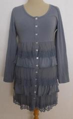 Grijs stroken/kant vest/jurkje van Isla Ibiza Bonita! 38/M, Maat 38/40 (M), Ophalen of Verzenden, Zo goed als nieuw, Lange mouw