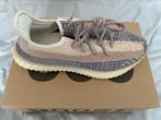 Yeezy boost 350 V2, Kleding | Heren, Schoenen, Ophalen of Verzenden, Nieuw, Overige kleuren