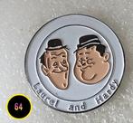Pin Laurel and Hardy, Verzamelen, Speldjes, Pins en Buttons, Verzenden, Gebruikt