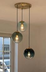 Hanglamp met gekleurde bollen., Huis en Inrichting, Lampen | Hanglampen, Ophalen, Zo goed als nieuw, 50 tot 75 cm