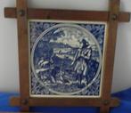 1 delfts blauw tegeltje met houten omlijsting, Antiek en Kunst, Antiek | Wandborden en Tegels, Ophalen of Verzenden