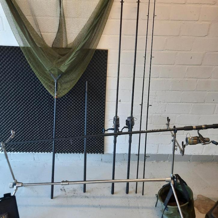 MOOI KARPERSET, Watersport en Boten, Hengelsport | Karpervissen, Zo goed als nieuw, Complete set, Ophalen