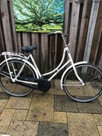 Oma fiets met licht en slot., Fietsen en Brommers, Ophalen of Verzenden