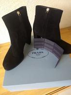 Prada, zwarte, nubuck enkel laarsjes, maat 37.5, nieuwstaat, Kleding | Dames, Schoenen, Prada, Zwart, Lage of Enkellaarzen, Ophalen of Verzenden