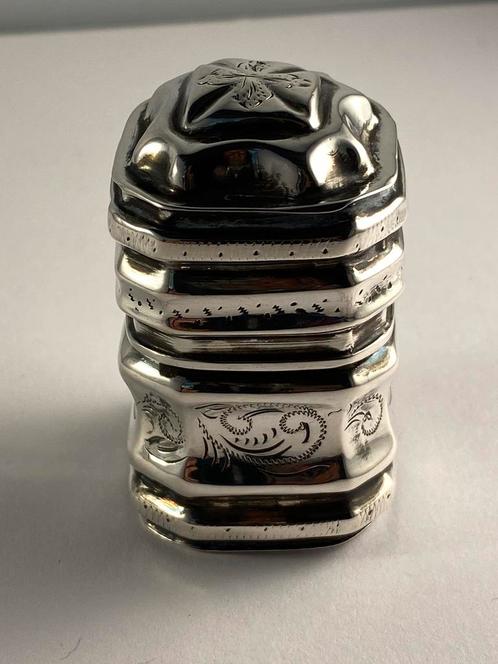 Antiek zilveren loddereindoosje uit 1875, Antiek en Kunst, Antiek | Goud en Zilver, Zilver, Ophalen of Verzenden