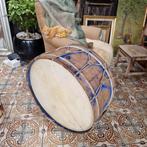 Antieke trommel brocante oude trommel bijzettafel carnaval, Antiek en Kunst, Ophalen