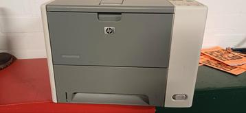 HP LaserJet P3005dn - Defect, voor onderdelen beschikbaar voor biedingen