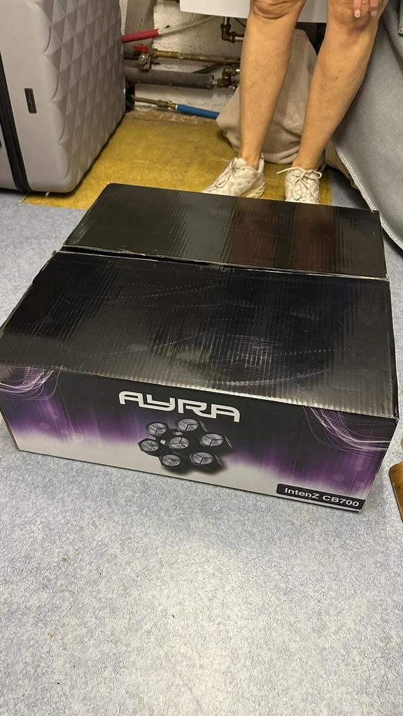 Ayra Intenz CB700, Muziek en Instrumenten, Licht en Laser, Zo goed als nieuw, Licht, Ophalen of Verzenden