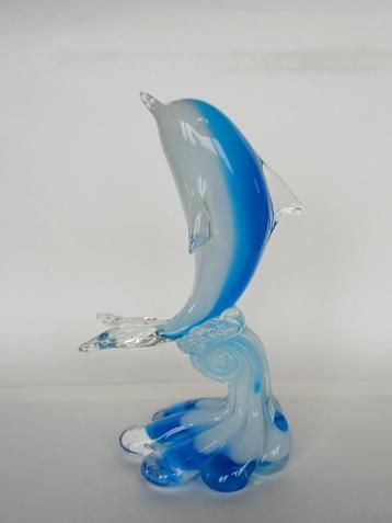 Dolfijn Artglass XXL beschikbaar voor biedingen