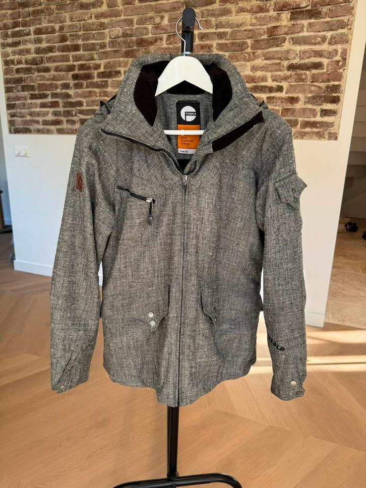 Fusalp winterjas ski jas snowboardjas maat L 40 / 42, Kleding | Dames, Jassen | Winter, Gedragen, Maat 38/40 (M), Grijs, Ophalen of Verzenden