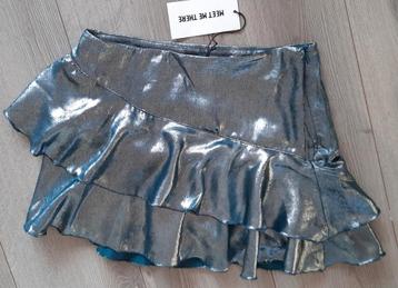 Meet me there rokje - helemaal nieuw
Silver/groen
 xxs/xs beschikbaar voor biedingen