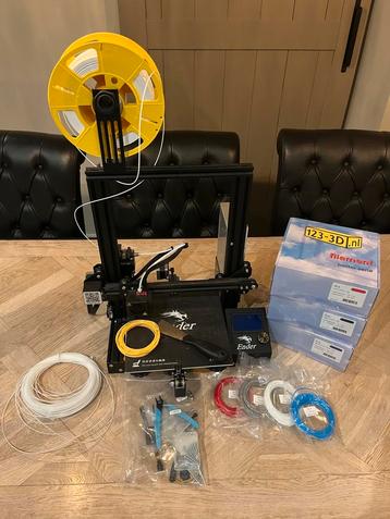 Creality Ender 3 met veel filament! beschikbaar voor biedingen