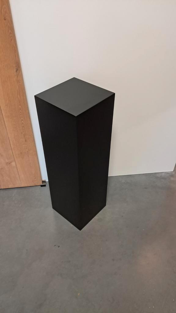 MDF Zuil / Sokkel / Pilaar - 28x28x90cm, Huis en Inrichting, Woonaccessoires | Zuilen en Pilaren, Nieuw, Ophalen
