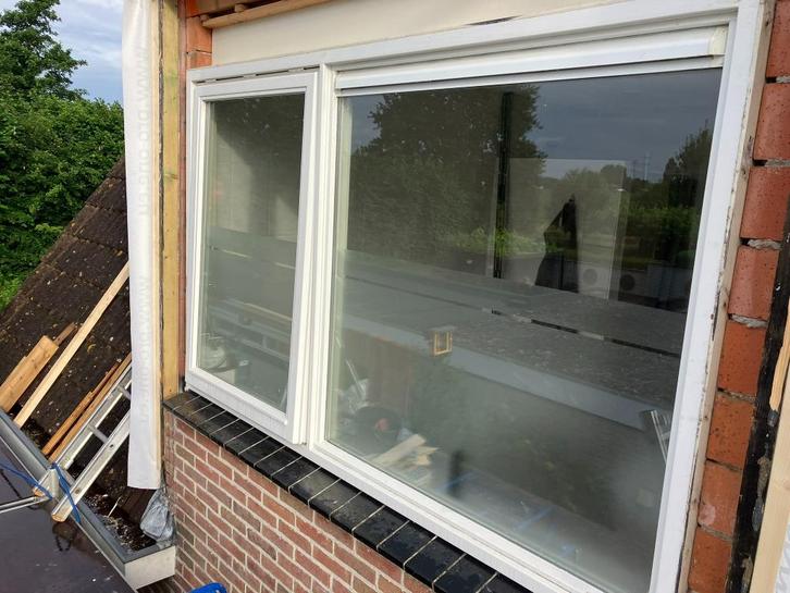 Meranti hardhouten kozijn met uitzetraam, Doe-het-zelf en Verbouw, Kozijnen en Schuifpuien, Zo goed als nieuw, Raamkozijn, Hout