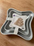 Pillow Pan set Wilton Nieuw!, Ophalen, Nieuw, Taarten, Bakvorm