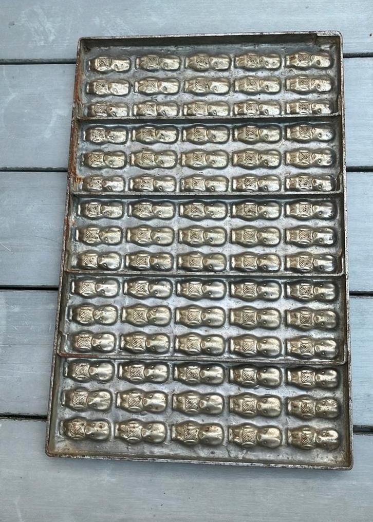 Antieke metalen matrijs voor 75 diertjes, J.G.  Laurosch., Antiek en Kunst, Curiosa en Brocante, Ophalen of Verzenden