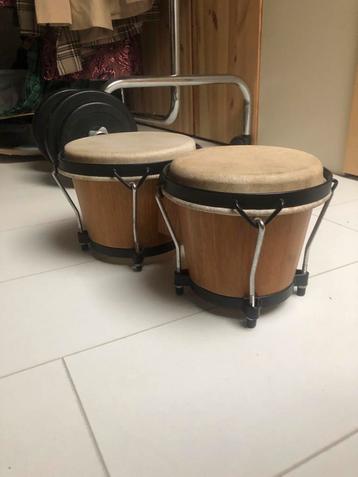 Bongo’s djembe’s dubbele set beschikbaar voor biedingen
