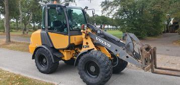 Mooie Volvo L25 shovel beschikbaar voor biedingen