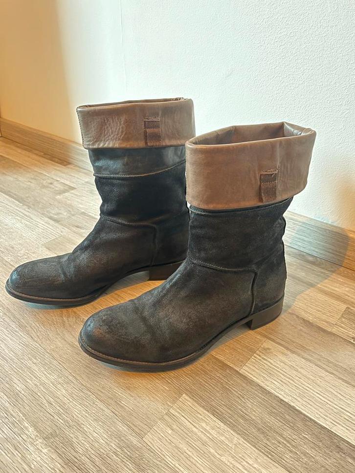 lederen laarsjes van het italiaanse merk hundred100, maat 41, Kleding | Dames, Schoenen, Zo goed als nieuw, Lage of Enkellaarzen