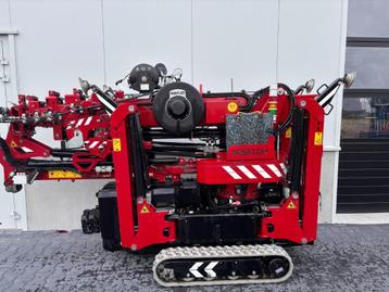 Hoeflon C6 compact kraan beschikbaar voor biedingen