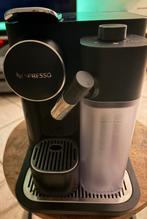 DeLonghi Nespresso Gran Lattissima - Perfecte koffie!, Ophalen, Zo goed als nieuw, Overige stijlen, Kop(pen) en/of Schotel(s)