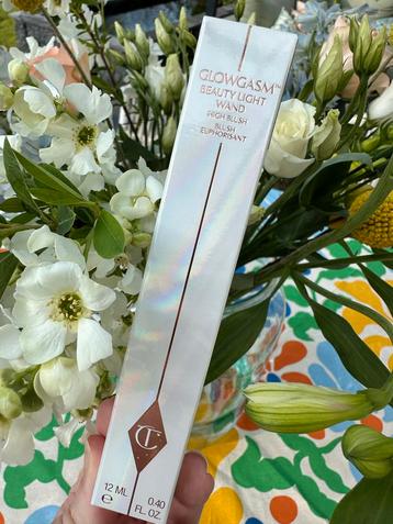 Nieuwe Charlotte Tilbury Glowgasm Beauty Light Wand beschikbaar voor biedingen