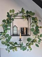 Metalen ring/krans met kunst eucalyptus en kaars., Ophalen