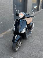 Mooie vespa! Weinig KM, Fietsen en Brommers, Ophalen, Zo goed als nieuw, Benzine, Vespa