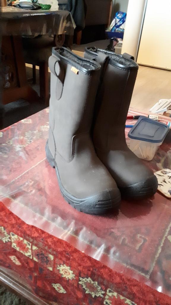 Nieeuwe werk laarsen  42, Doe-het-zelf en Verbouw, Veiligheidskleding, Ophalen of Verzenden