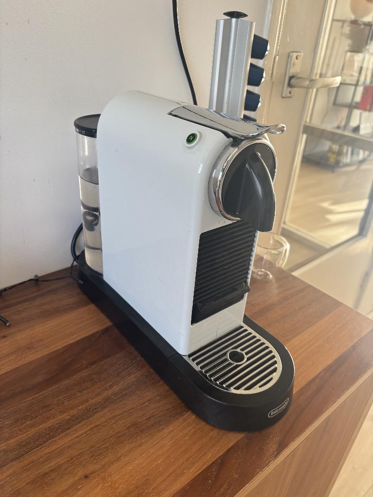 DeLonghi, Ophalen of Verzenden, Gebruikt, Koffiemachine