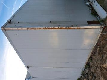 Sandwichpanelen .piepschuim  beschikbaar voor biedingen