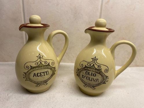 Olie & Azijn Kannetjes Jet, Antiek en Kunst, Curiosa en Brocante, Ophalen of Verzenden