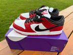 Nike SB Dunk Low Pro J-Pack Chicago nieuw 44, Overige kleuren, Nieuw, Ophalen of Verzenden, Sneakers of Gympen