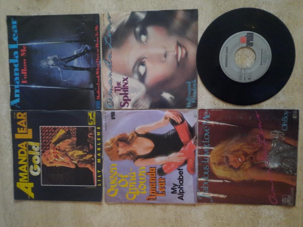 9x vinyl singels van Amanda Lear, Cd's en Dvd's, Vinyl | Pop, Ophalen of Verzenden, 1960 tot 1980, Zo goed als nieuw, Overige formaten