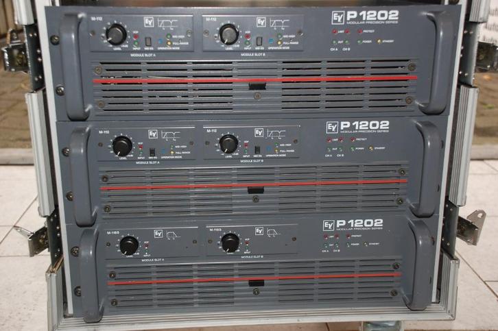 Electro Voice P1202 met processor kaarten  3 X, Muziek en Instrumenten, Versterkers | Keyboard, Monitor en PA, Zo goed als nieuw