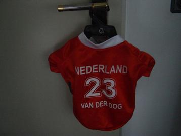 hondenkleding beschikbaar voor biedingen